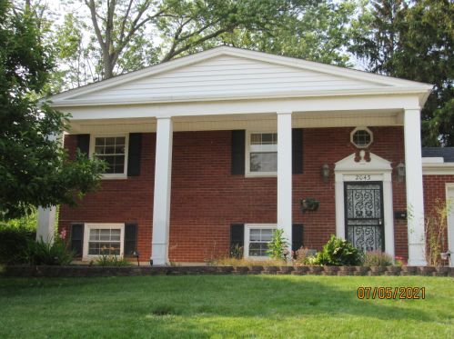 2043 Duquesne Dr, Springfield, OH 45506-3206