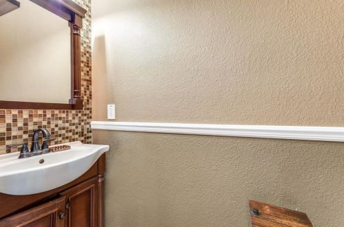 11013 Dillon St, Fort Worth TX  76179-5323 exterior