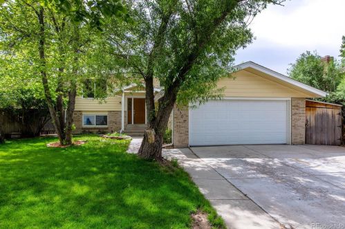 12630 66th Cir, Arvada CO  80004-2212 exterior