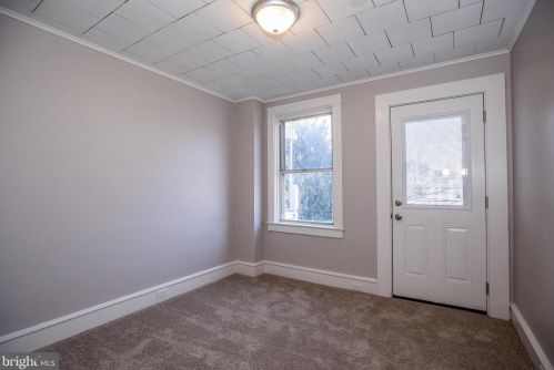 307 Ross St, Lancaster PA  17602-1941 exterior