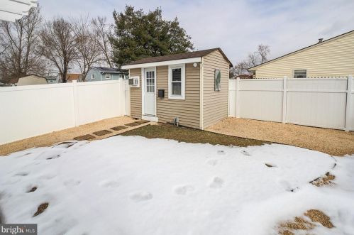 2626 Finlaw Ave, Camden NJ 08109-3116 exterior