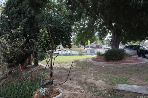 10741 Collett Ave, Riverside CA  92505-2943 exterior