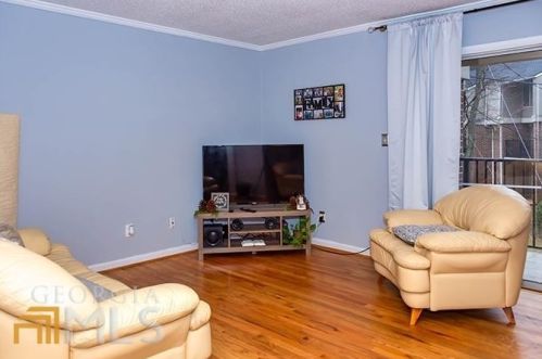 3301 Henderson Mill Rd, Atlanta GA  30341-6037 exterior