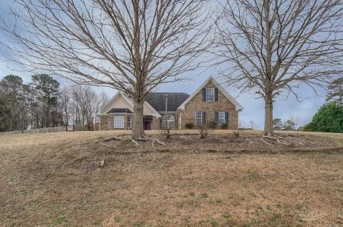 15 Pecan Ln, Oxford, GA 30054-3862