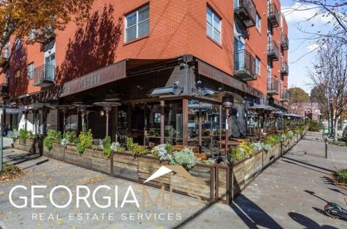 1074 Colquitt Ave, Atlanta GA  30307-1922 exterior
