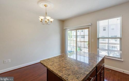 4512 Potomac Highlands Cir, Triangle VA  22172-1791 exterior