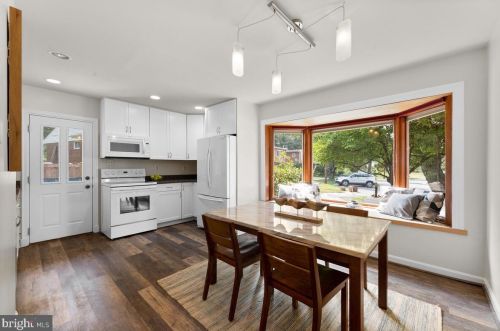 1600 Lansdowne Way, Silver Spring, MD 20910-1440