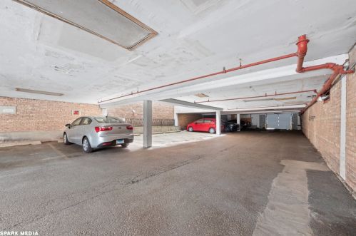 5953 Kenmore Ave, Chicago IL  60660-5008 exterior
