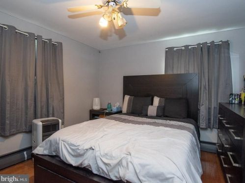 2106 Lyndell Dr, Lancaster PA  17601-5728 exterior