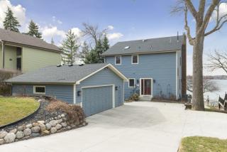 2550 Medicine Lake Blvd, Minneapolis, MN 55441-4241