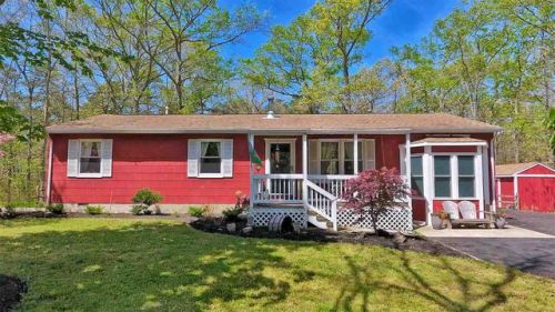 90 Washington Ave, Belleplain, NJ 08270-2206