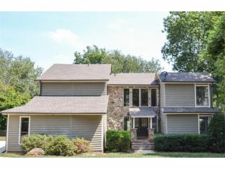 3487 Greystone Ct, Marietta, GA 30068-3228