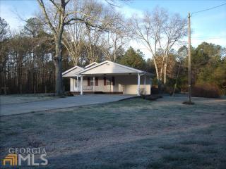 341 Woods Rd, Rome, GA 30165-8846