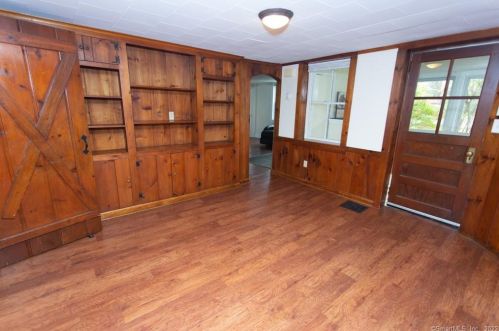 314 Westchester Rd, Colchester CT  06415-2426 exterior