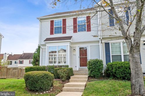 815 Smartts Ln, Leesburg, VA 20176-4811