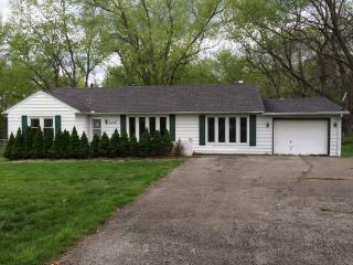 308 Bonnie Ln, Liberty, MO 64068-9394
