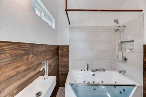 2735 Grafton Ave, Dallas TX  75211-5711 exterior