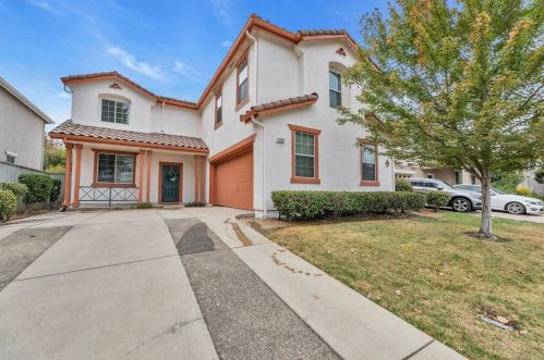 2132 Yarnell Way, Elk Grove, CA 95758-7118
