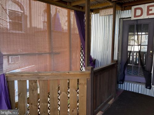 446 Norwegian St, Primrose PA 17901-3864 exterior