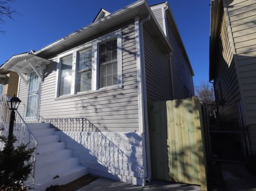 7818 Avalon Ave, Chicago, IL 60619-3312