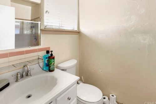 8240 Garfield St, Riverside CA  92504-3008 exterior