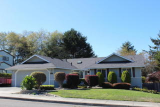 1599 Timothy Rd, Mckinleyville, CA 95519-3745