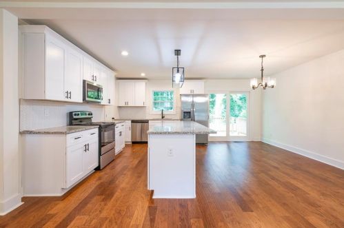674 Charlotte Pl, Atlanta GA  30318-6375 exterior