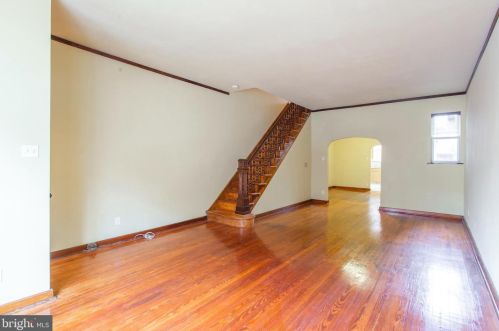 1174 10th St, Philadelphia, PA 19147-4635