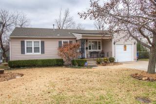 6818 King Pl, Tulsa, OK 74115-6844