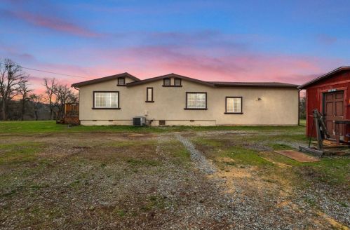 1787 Quail Oaks Rd, Valley Springs, CA 95252-9248