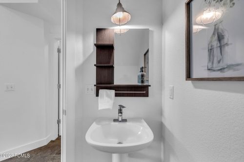 1025 Old Stone House Way, Park City UT 84098-5413 exterior