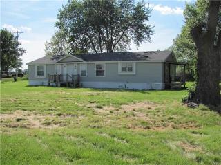 309 Kamp St, Liege, MO 63333-2121