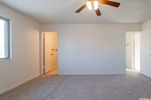 2327 Jordan Meadows Cv, Taylorsville UT exterior