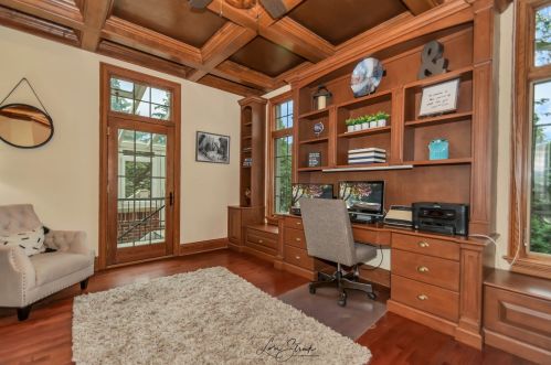 305 Ambriance Dr, Willowbrook IL  60527-0803 exterior