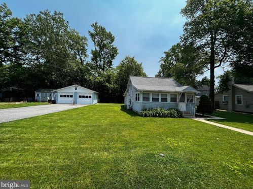 4967 Elm St, Shady Side, MD 20764-9655