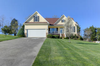 2022 Kings View Loop, Seymour, TN 37865-4486