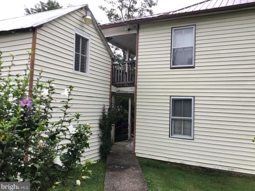 13127 Mountaineer Dr, Riverton, WV 26814