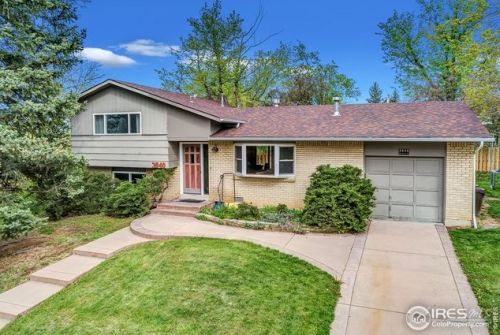 2840 La Grange Cir, Boulder CO  80305-6339 exterior