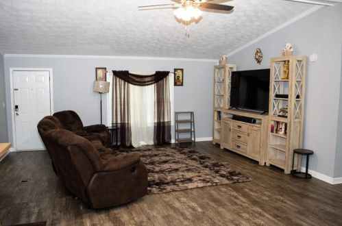 133 Thomas Powers Rd, Newnan, GA 30263-4328