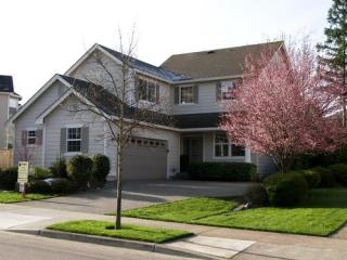 6927 Curtis Dr, Snoqualmie, WA 98065-9073