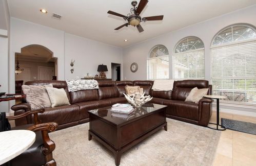 126 D B Wood Rd, Georgetown, TX 78628-7111