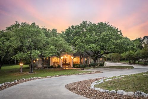 20785 Wahl Ln, San Antonio, TX 78266-2563
