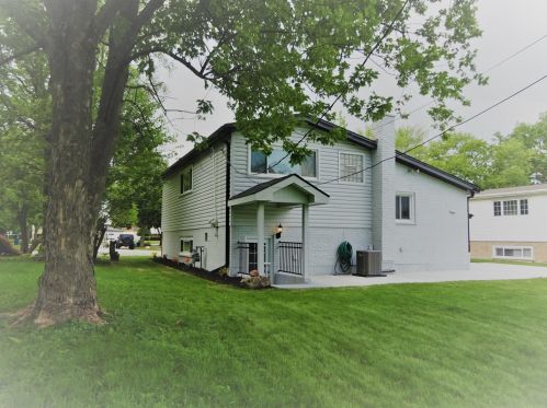 103 Rozanne Dr, Addison IL  60101-2626 exterior