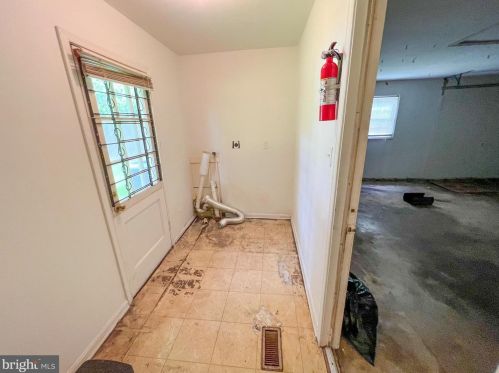 2931 Birchtree Ln, Silver Spring MD 20906-3032 exterior