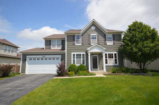 809 Georgetown Dr, Oswego, IL 60543-6033