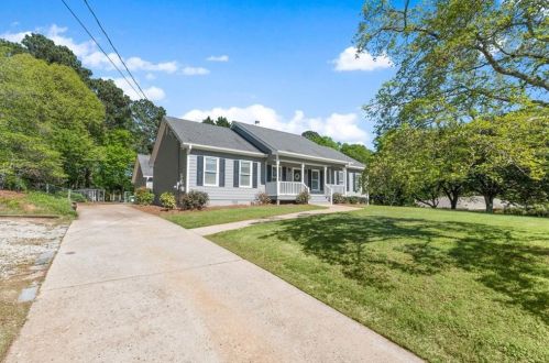 3708 Brock Rd, Duluth, GA 30096-2725