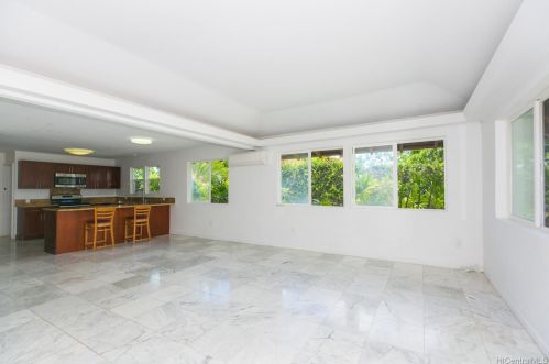 363 Halemaumau Pl, Honolulu HI  96821-2138 exterior