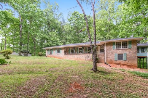 3645 Hershel Pl, Atlanta GA  30349-1324 exterior
