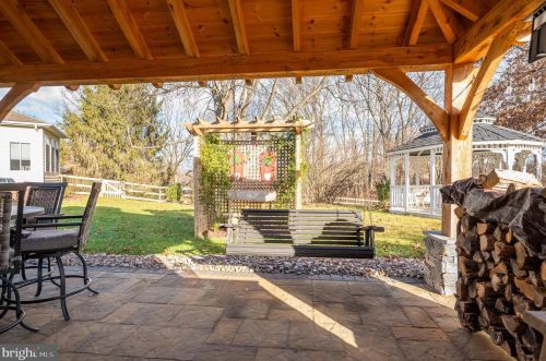 874 Pheasant Hill Rd, Summit Point WV  25446-3634 exterior