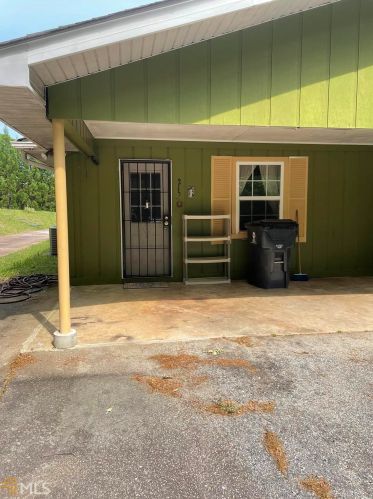 215 Belair Dr, Stockbridge GA  30281-2053 exterior